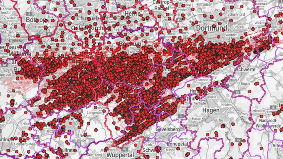 Abgebildet ist ein Kartenausschnitt mit sehr vielen roten Punkten im Bereich des Ruhrgebiets. 