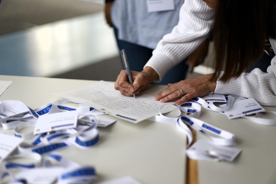 Abgebildet ist die Auftakt- und Netzwerkveranstaltung von Projektschulen und interessierten Schulen zum Projekt EFFORT-A.