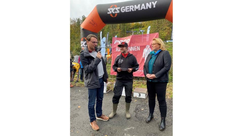 Abgebildet sind Herr Emmanuel Beaufils und Frau Marleen Opitz. 