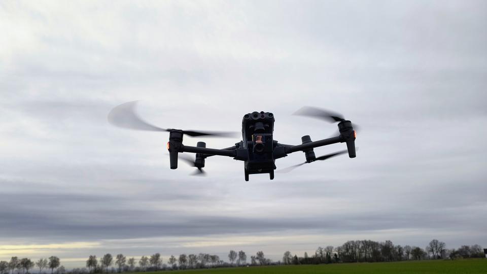 Bild einer Drohne im Flug