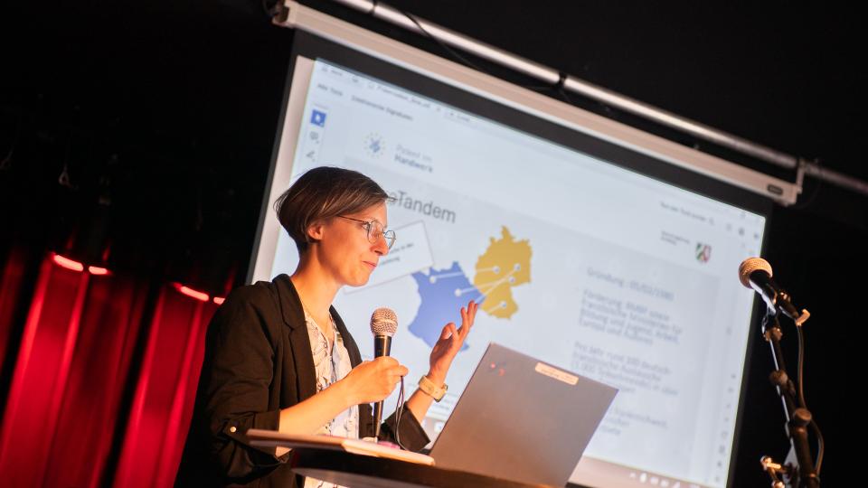 Abgebildet sind Eindrücke zu einer Veranstaltung von Patent in NRW.