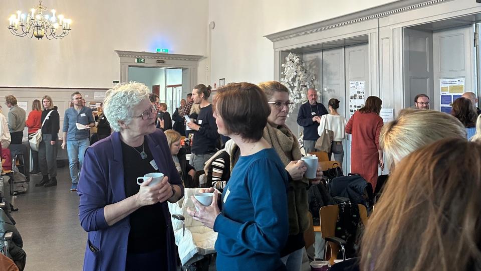 Am 13. November 2024 versammelten sich Lehrkräfte, Schulleitungen, Bildungsexperten und Partner aus ganz Europa im Gymnasium Waldstraße in Hattingen, um im Rahmen des EFFORT-A Netzwerktreffens über zentrale Fragen der internationalen Schulentwicklung zu diskutieren.