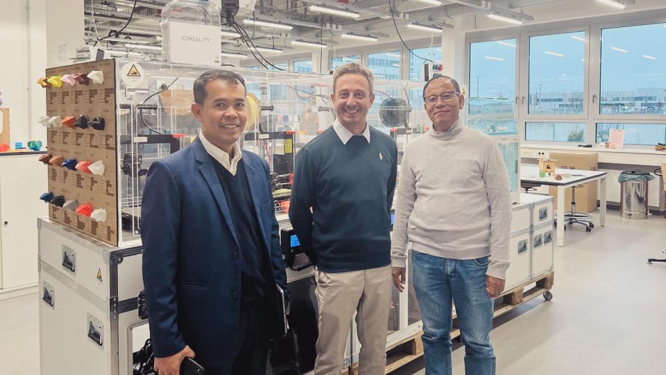 Delegation aus Kambodscha zu Besuch im Regierungsbezirk Arnsberg