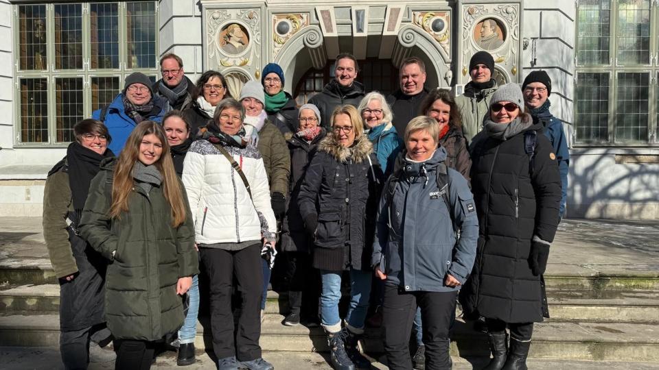 Abgebildet sind Impressionen zum Job Shadowing zur Demokratiebildung in Danzig, Polen.