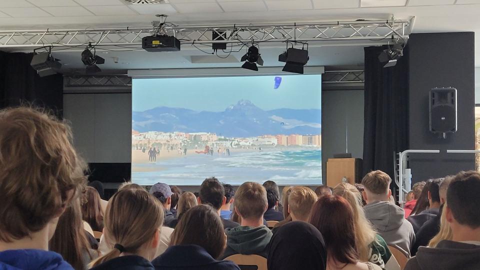 Abgebildet sind Impressionen zu einer Filmvorführung in Dortmund.