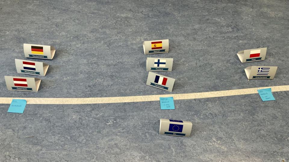 Abgebildet sind Impressionen zu einer Veranstaltung in der Walburgisschule Werl.