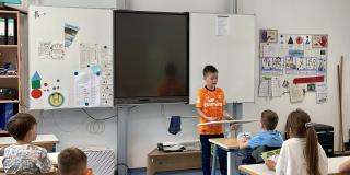 Abgebildet sind Impressionen zu einer Veranstaltung in der Walburgisschule Werl.