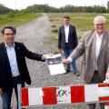 von links: Bürgermeister Dr. Eckhard Ruthemeyer Peter Wapelhorst, Erster Beigeordneter der Stadt Soest, Regierungspräsident Hans-Josef Vogel, Ferdinand Aßhoff, Bezirksregierung Arnsberg.
