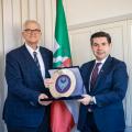 Regierungspräsident Hans-Josef Vogel und Generalkonsul Sezai Tolga Şimşir 