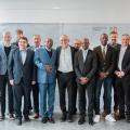 Dennis Radtke MdEP, 4. von links, Botschafter Aboubacar Sidy Konaté, 6. von links, Regierungspräsident Heinrich Böckelühr