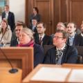 Blick vom Rednerpult in den Saal