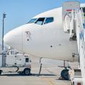 Mit dem elektrischen System eines Flugzeugs verbundene Vorrichtung