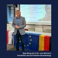 Abgebildet ist Herr Dr. Uwe Wiemann, Schulleiter des Karl-Schiller-Berufskollegs.